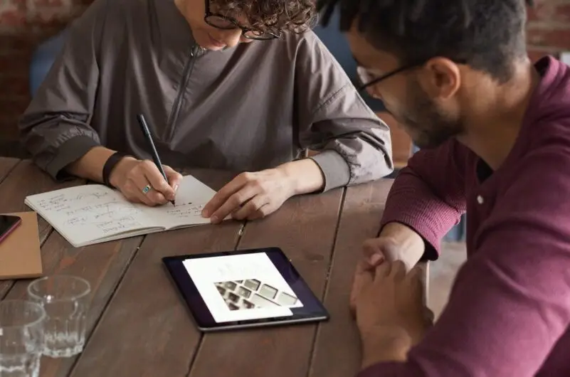 How Smart Localization Services Can Dramatically Improve Your Mobile App User Retention in 2025